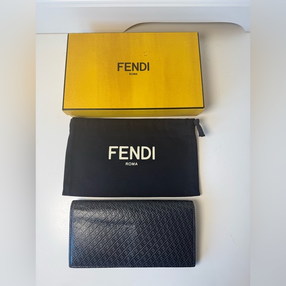 Fendi Black Embossed Leather Long Continental Wallet COA - Picture 15 of 15